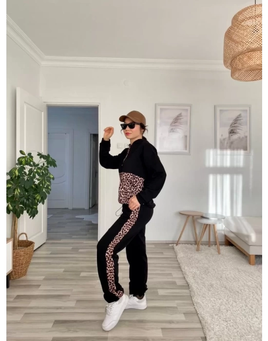 Kadın Uzun Kollu Leopar Detay Sweat Ve Yanı Leopar şerit Detay Pantolon Ikili Takım