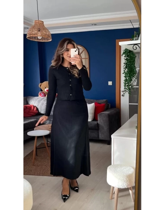 Kadın Uzun Kollu önden Düğmeli Bluz Ve Yüksek Bel A Kesim Uzun Etek şardonlu Kaşkorse Ikili Takım