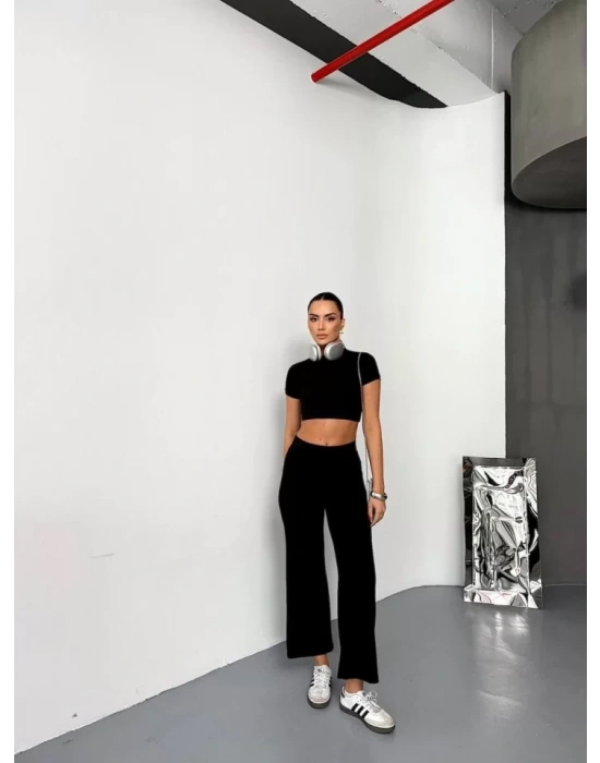 Osy Modal Yumuşak Dokulu Kumaş Kısa Kollu Crop Alt Ispanyol Paça Pantalon Ikili Takım - Siyah