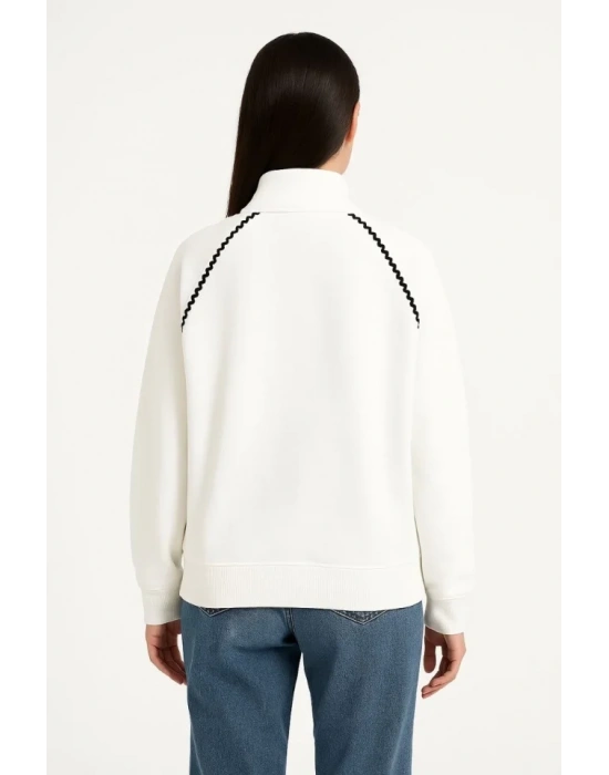 Oversize Dik Yaka Fermuarlı Sweatshirt - Zincir Nakışli Kanguru Cepli, - Beyaz