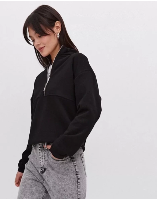 Oversize Yarım Farmuarlı Yakalı Basic SweatShirt - Siyah