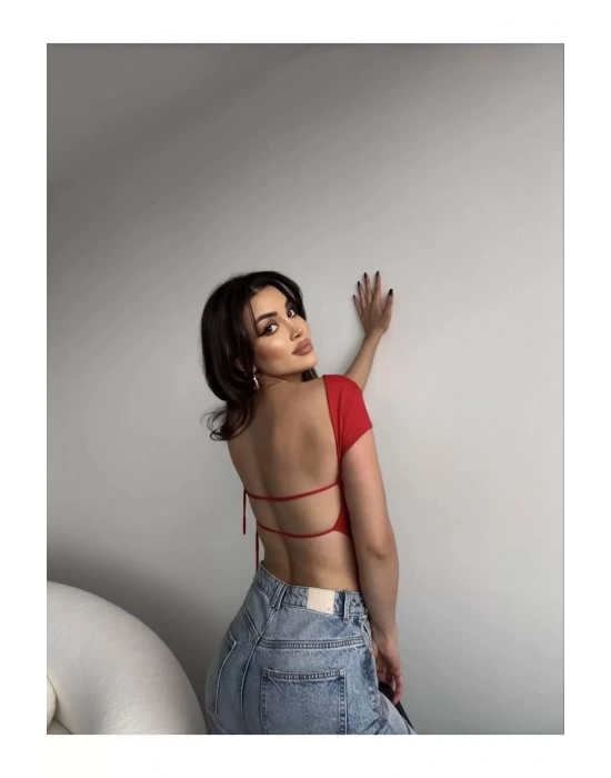 Sırt Dekolteli Sandy Kumaş Crop
