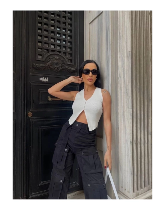 bysoca Kadın Krem V Yaka Düğme Detaylı Asimetrik Kesim Fitilli Triko Yelek Crop Top