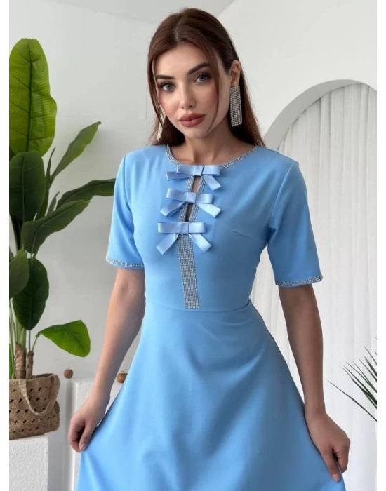 Wera Taşlı Fiyonk Detaylı Elbise