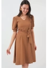2370 Kuşaklı Örme Elbise - Bisküvi