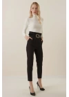 6556 Kemerli Kumaş Pantolon - Siyah