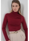 938 Büzgü Detaylı Dik Yaka Sandy Bluz - Bordo