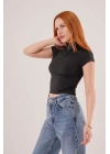 Boğazlı Parlak Kumaş Siyah Crop