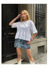 Kadın Beyaz Bisiklet Yaka Kısa Kollu Eteği Büzgülü Volanlı Oversize Basic Tişört