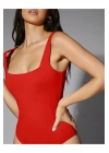 Kadın Kırmızı Kalın Askılı Kare Yaka Sıfır Kol İpek Jarse Vücudu Saran Basic Bodysuit
