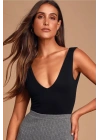 Kadın Siyah Ön ve Arka Derin V Yaka Sıfır Kol Sandy Kumaş Basic Tanga Bodysuit