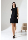 Kadın Siyah Oversize Kolsuz Bisiklet Yaka Basic Viskon Kısa İçlik Tunik Elbise