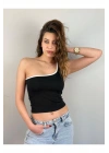 Kadın Siyah Tek Omuz Kenarı Beyaz Biyeli Asimetrik Yazlık Crop Atlet