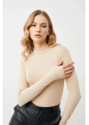 Kadın Bej Balıkçı Yaka Parmak Geçmeli Uzun Kollu Pamuklu Esnek Basic Body Bluz