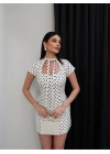 Kadın Beyaz Puantiyeli Boyun Bağlamalı Pencere Dekolteli Kısa Kollu Şortlu Kısa Mini Elbise