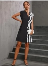 Kadın Dalgıç Kumaş Kısa Kollu V Yaka Tek Taraf Zebra Desen Elbise