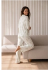Kadın Çağla Yeşili Yaprak Desenli Düğmeli Uzun Kollu Gömlek Yaka Pantolonlu Pijama Takımı