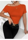 Kadın Kısa Kollu Tek Omuzu Açık Büzgülü Viskon Bluz