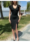 Kadın Kısa Kollu V Yakalı Kolları Volanlı Yandan Yırtmaçlı Kısa Janjan Krep Elbise