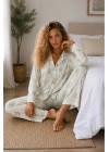 Kadın Çağla Yeşili Yaprak Desenli Uzun Kollu Düğmeli Gömlek Yaka Bol Paça Pantolonlu Pijama Takımı