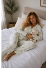Kadın Çağla Yeşili Yaprak Desenli Uzun Kollu Düğmeli Gömlek Yaka Bol Paça Pantolonlu Pijama Takımı