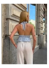 bysoca Kadın Mavi Halter Yaka Sırtı Önü Bağlamalı Derin V Yaka Dekolteli Fırfırlı Keten Crop Bluz