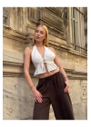 bysoca Kadın Beyaz Halter Yaka Sırtı ve Önü Bağlamalı V Yaka Dekolteli Fırfırlı Keten Crop Bluz