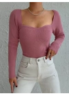 Kadın Pembe Dekolteli Kare Yaka Triko Bluz