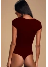 bysoca Kadın Bordo Göğüs Dekolteli V Yaka Detaylı Kare Yaka Kısa Kol İpek Jarse Bodysuit
