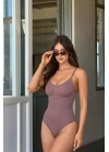 Kadın Gül Kurusu İnce Askılı Dikişsiz Toparlayıcı Seamless U Yaka Fitilli Çıtçıtlı Atlet Body