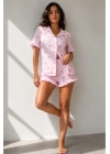 Kadın Pembe Çizgili Fiyonk Desenli Fırfırlı Düğmeli Kısa Kollu Şortlu Pijama Takımı