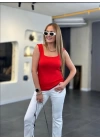 Kare Yaka Kalın Askılı Beyaz Triko Bluz