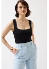 Kare Yaka Kalın Askılı Bodysuit