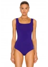 Kare Yaka Sıfır Kol Bodysuit