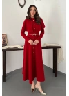 Kırmızı Pelerinli Elbise