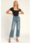Kısa Kol Kare Yaka Ipek Jarse Bodysuit