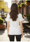 bysoca Kadın Beyaz Yarım Balıkçı Yaka Kısa Kollu Likralı Pamuklu Slim Fit Basic Tişört
