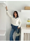 bysoca Kadın Ekru Gömlek Yaka Kot Detaylı V Yaka Uzun Kollu Rahat Kesim İki İplik Kumaş Sweatshirt