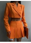 Pileli Etek Crop Ceket Takım