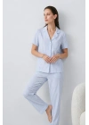 Kadın Mavi Çizgili Kısa Kollu Düğmeli Gömlek Yaka Cepli Pantolonlu Pijama Takımı
