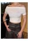 bysoca Kadın Beyaz Drapeli Degaje Yaka Kısa Kollu Vücudu Saran Sandy Kumaş Crop Bluz
