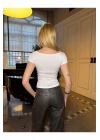 bysoca Kadın Beyaz Drapeli Degaje Yaka Kısa Kollu Vücudu Saran Sandy Kumaş Crop Bluz