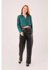 Saten Crop Model Yeşil Gömlek