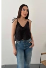 Kadın Siyah Brode Bağcıklı Bluz