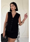 Siyah Yanları Bağcıklı Yelek