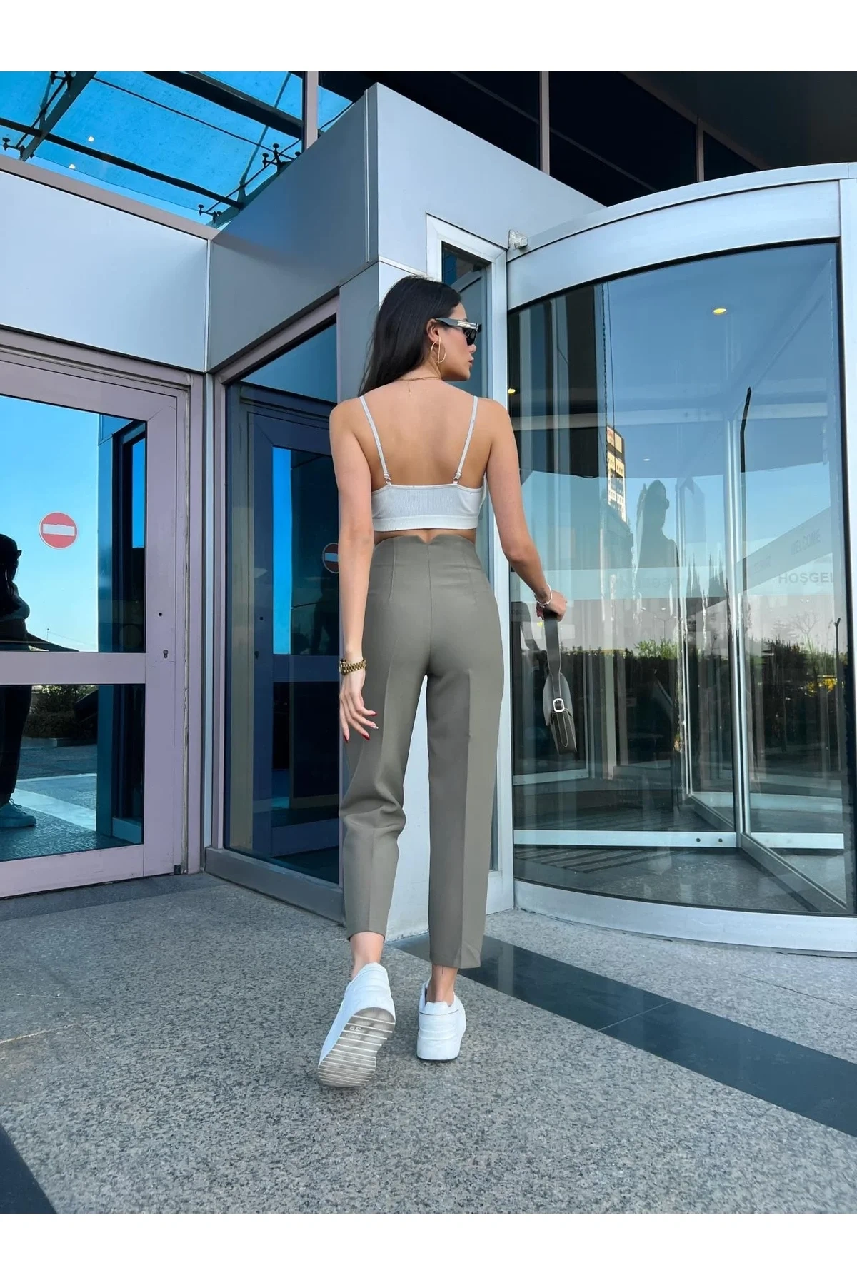 bysoca Kadın Haki Yüksek Bel Önü Pens Dikişli Bilek Boy Havuç Kesim Slim Fit Kumaş Pantolon