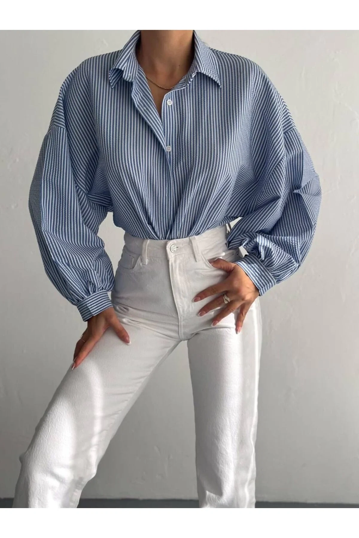 Kadın Mavi Dikey Çizgili Balon Kollu Oversize Poplin Gömlek