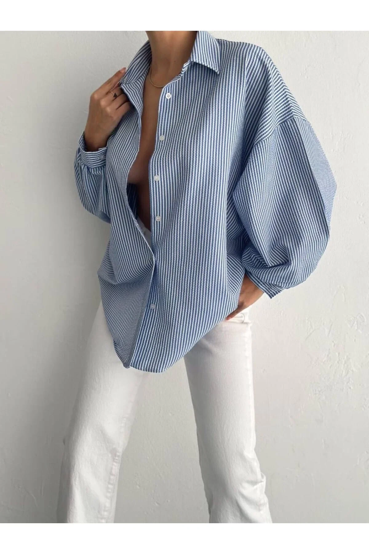 Kadın Mavi Dikey Çizgili Balon Kollu Oversize Poplin Gömlek