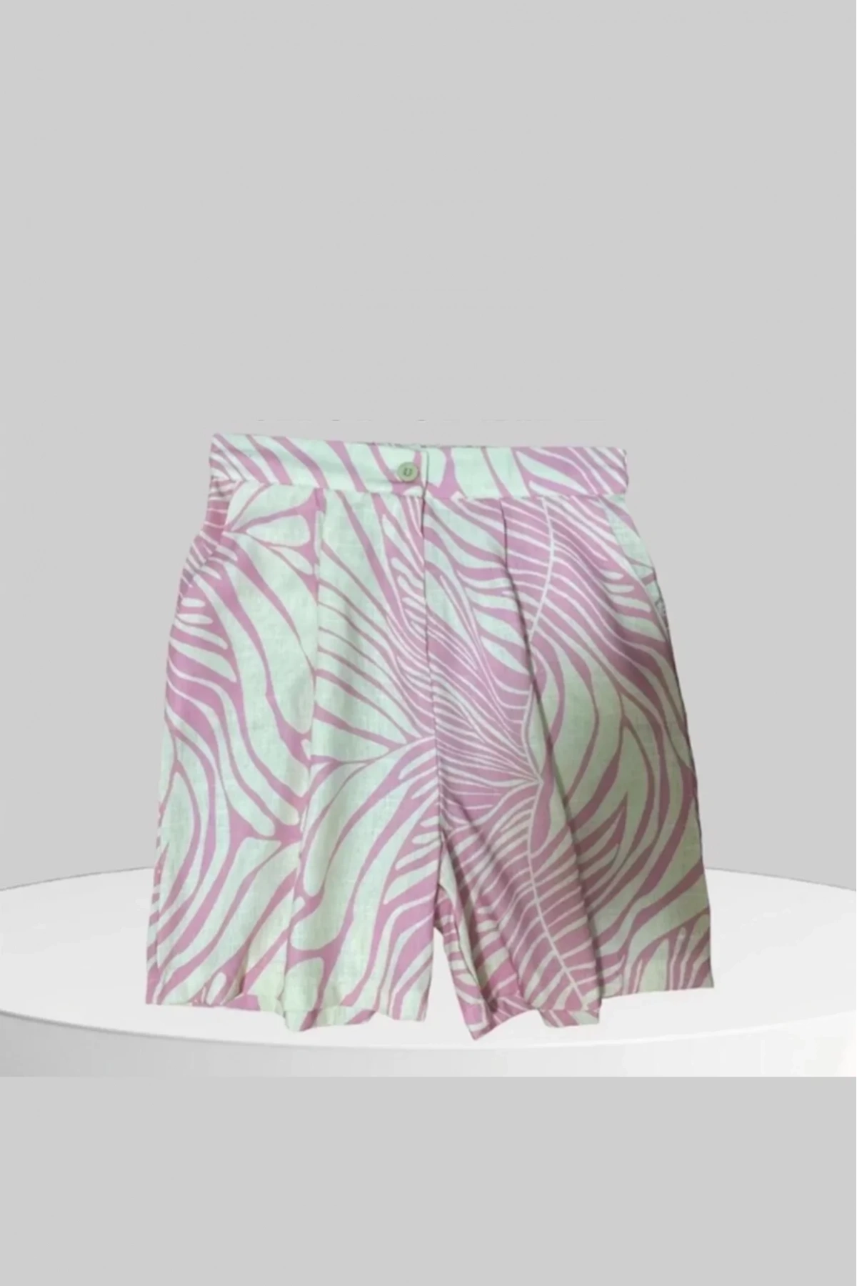 Kadın Pembe Zebra Desenli Yüksek Bel Pileli Keten Bermuda Şort