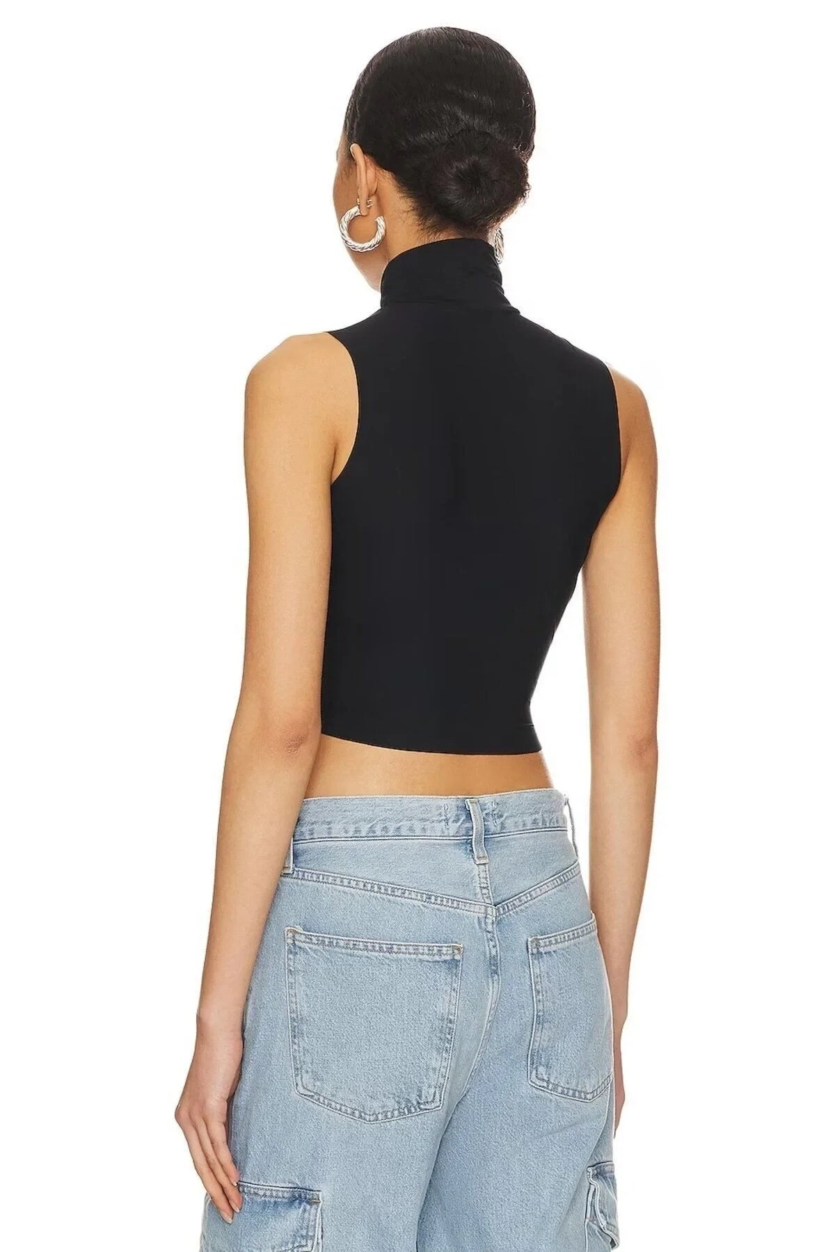 Kadın Siyah Balıkçı Yaka Sıfır Kol Çift Kat Sandy Kumaş Basic Crop Top